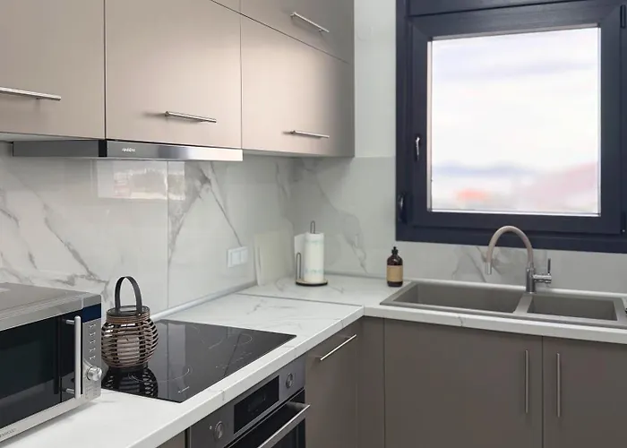 Ocaso Luxury Apartment Nea Peramos (Macedonia)